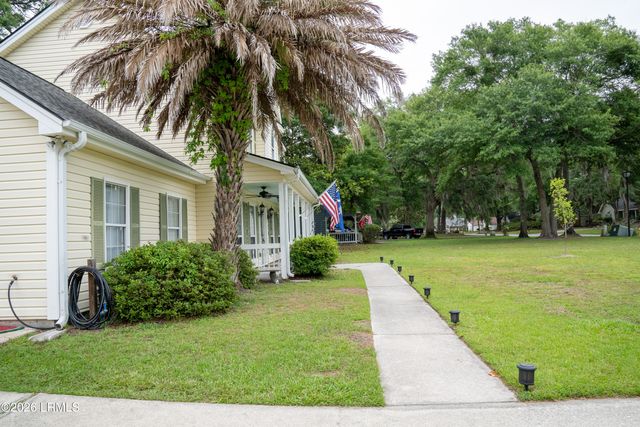32 Christine Drive, Beaufort, SC 29907
