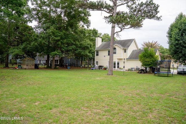 32 Christine Drive, Beaufort, SC 29907