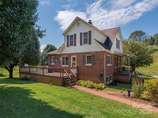 956 Iron Duff Road, Waynesville, NC 28785