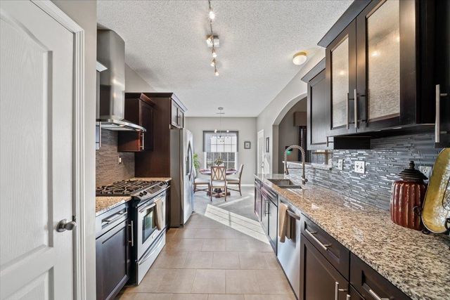 9605 MISTY KNOLL DR, Memphis, TN 38016