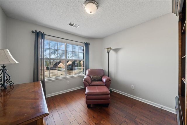 9605 MISTY KNOLL DR, Memphis, TN 38016