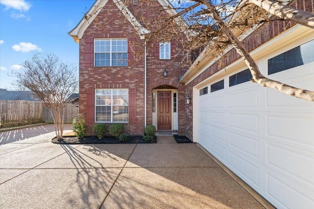 9605 MISTY KNOLL DR, Memphis, TN 38016