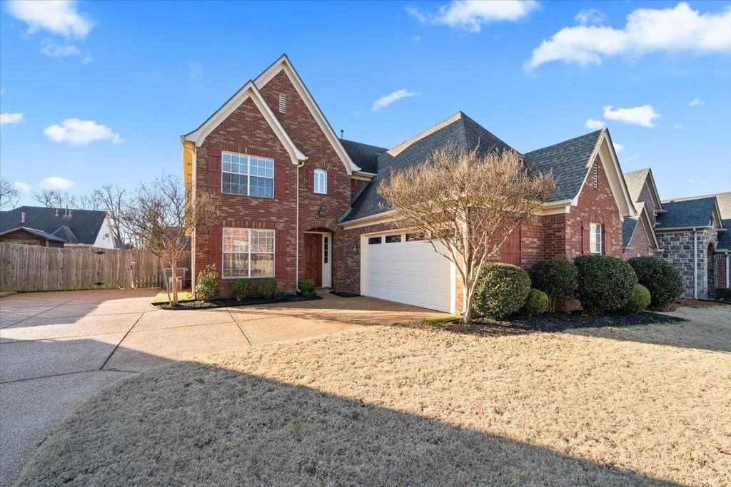 9605 MISTY KNOLL DR, Memphis, TN 38016