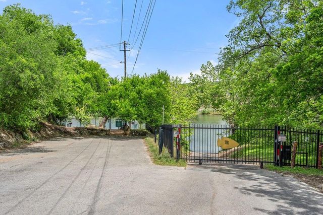 2003 Rain Water DR, Austin, TX 78734