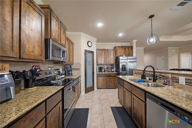 6105 Dorado Drive, Killeen, TX 76542