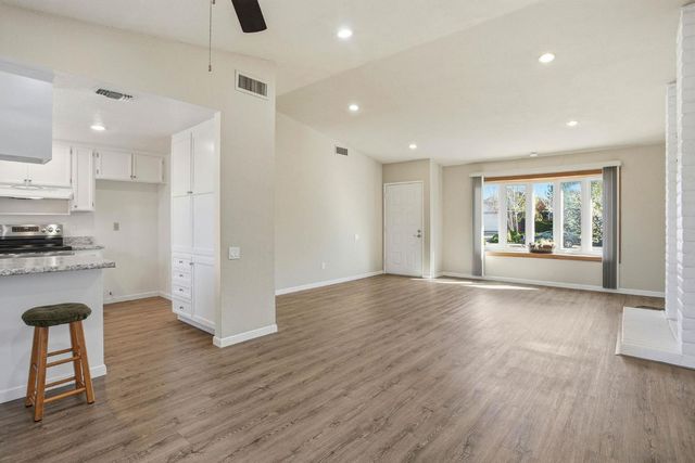 11033 Cilker River Way, Rancho Cordova, CA 95670