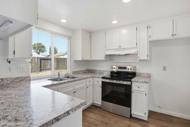 11033 Cilker River Way, Rancho Cordova, CA 95670