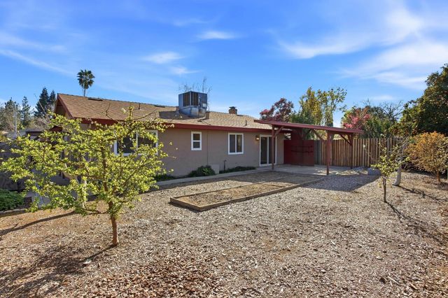 11033 Cilker River Way, Rancho Cordova, CA 95670