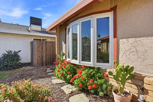 11033 Cilker River Way, Rancho Cordova, CA 95670