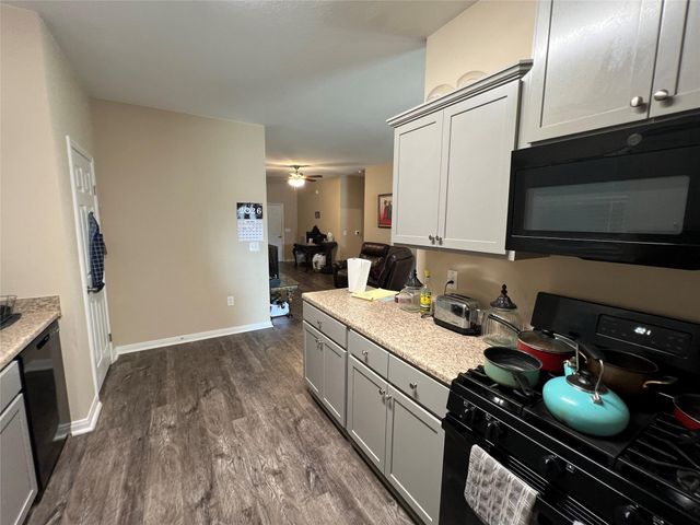 2323 Oakdale Street, Houston, TX 77004