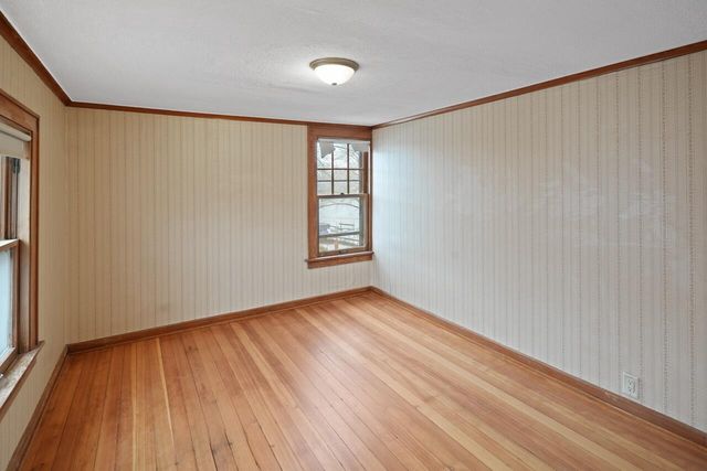 4827 Riverside ROAD, Waterford, WI 53185