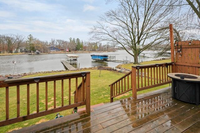 4827 Riverside ROAD, Waterford, WI 53185