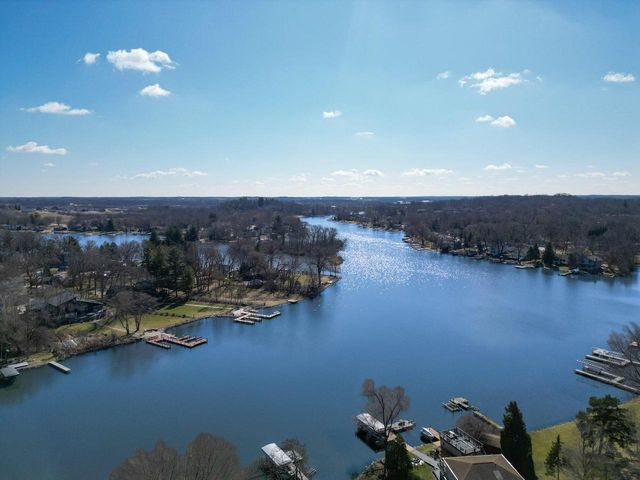 4827 Riverside ROAD, Waterford, WI 53185