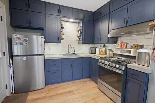 4827 Riverside ROAD, Waterford, WI 53185