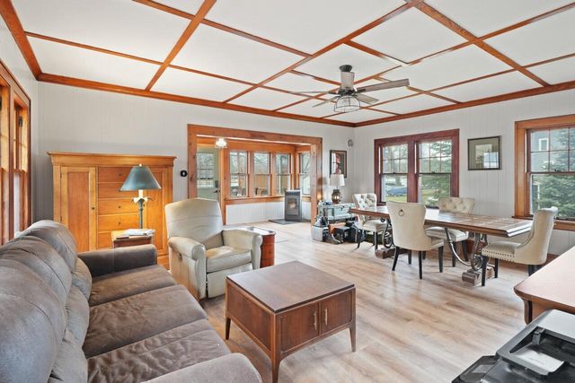 4827 Riverside ROAD, Waterford, WI 53185