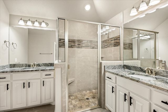 3331 Arrow Creek Drive, Granbury, TX 76049