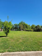 104 Capetown Way, Conroe, TX 77356