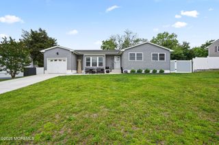 639 Longview Drive, Toms River, NJ 08753