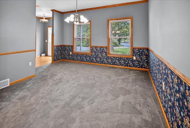 6 Fredericksburg Court, Madison, WI 53718