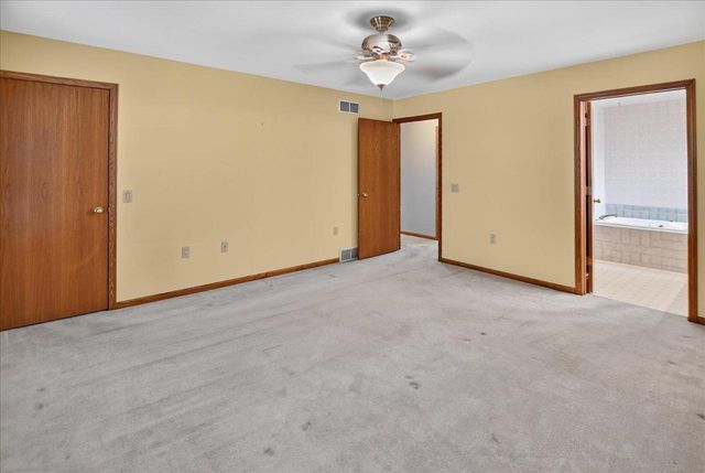 6 Fredericksburg Court, Madison, WI 53718
