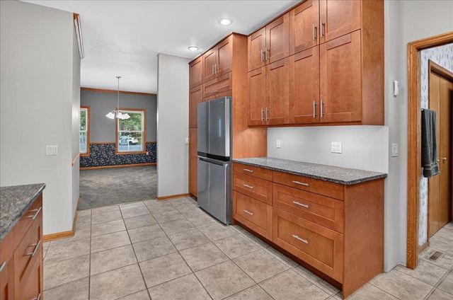6 Fredericksburg Court, Madison, WI 53718