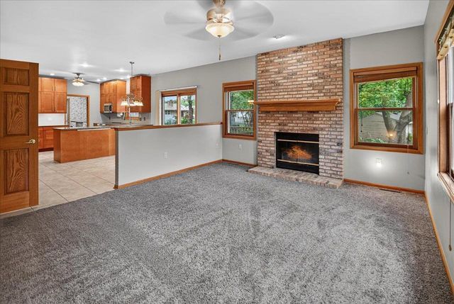 6 Fredericksburg Court, Madison, WI 53718