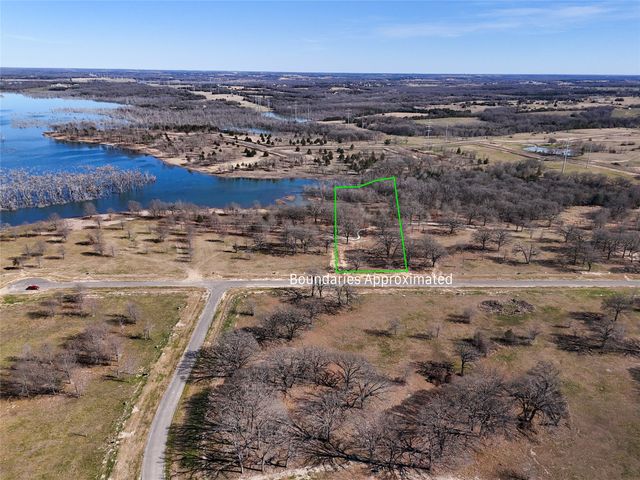 800 Waters Edge Way, Dodd City, TX 75438