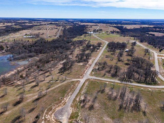 800 Waters Edge Way, Dodd City, TX 75438
