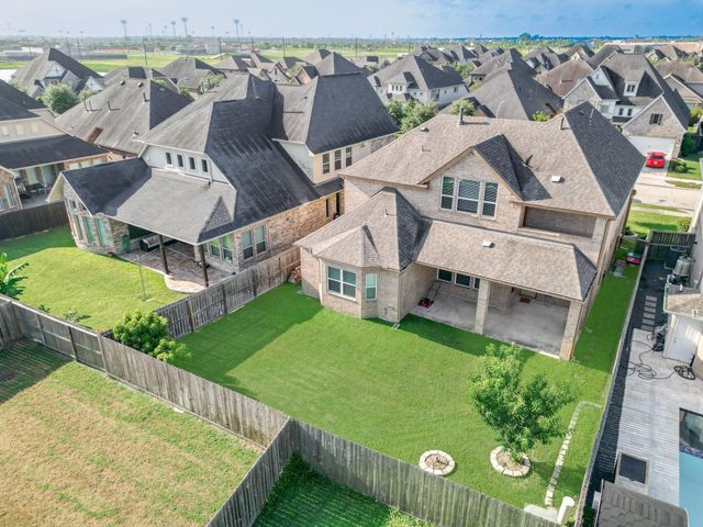 914 Windy Garden Way, Richmond, TX 77406