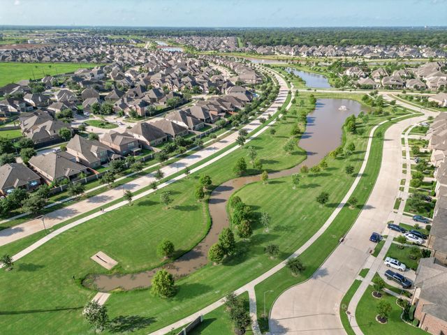 914 Windy Garden Way, Richmond, TX 77406