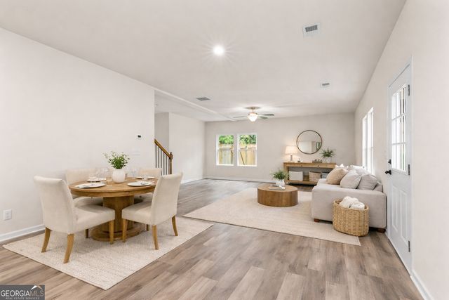 1031 Lakeshore Drive, Jonesboro, GA 30236