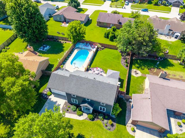 902 Windrift Lane, Fort Wayne, IN 46845