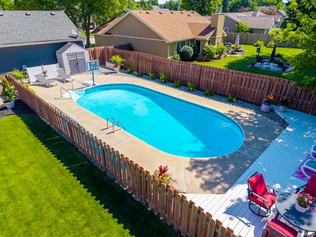 902 Windrift Lane, Fort Wayne, IN 46845