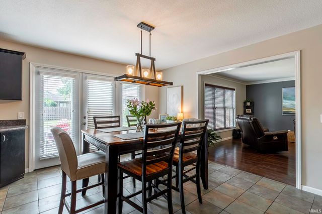 902 Windrift Lane, Fort Wayne, IN 46845