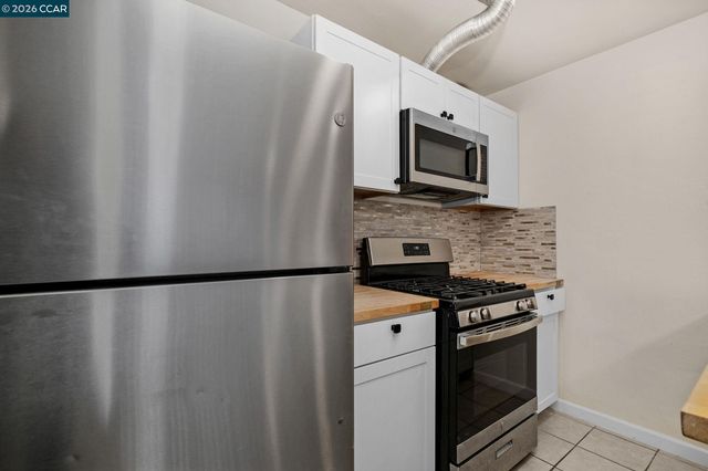 1926 Alcatraz Ave 6, Berkeley, CA 94703