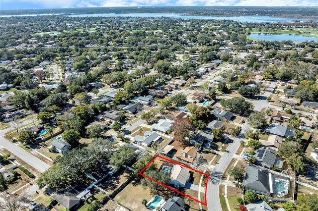 8418 CEDAR COVE DRIVE, Orlando, FL 32819