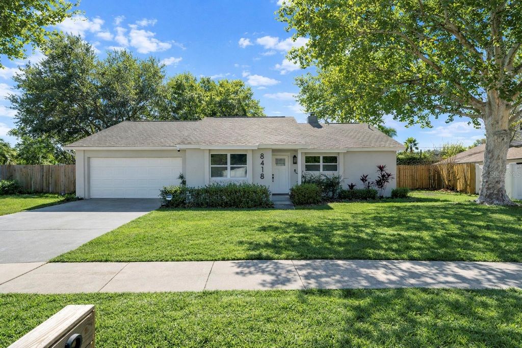 8418 CEDAR COVE DRIVE, Orlando, FL 32819