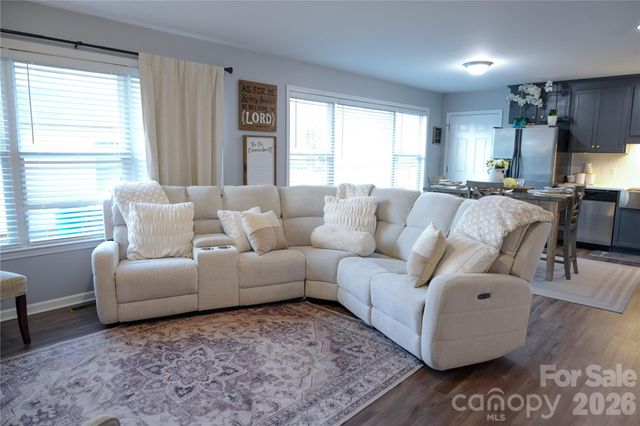 713 Willie Beatty Court, Statesville, NC 28677