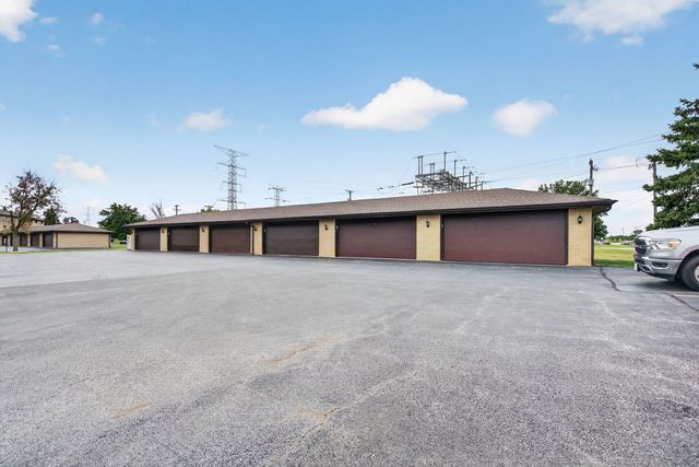 15110 Evergreen Drive 1C, Orland Park, IL 60462