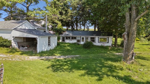 3835 N Utah Avenue, Davenport, IA 52806