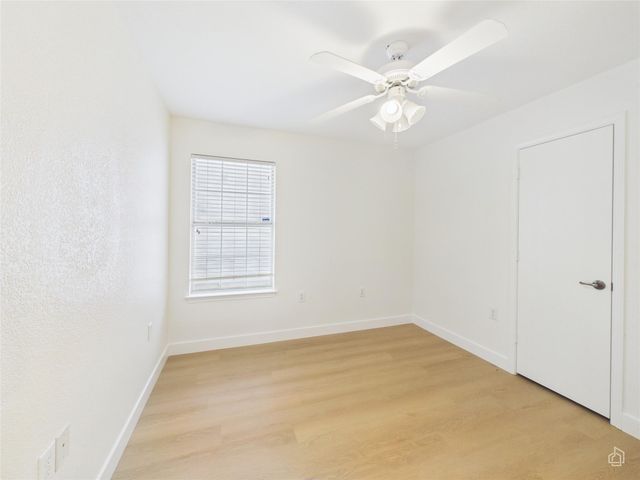 6824 Walkup LN, Austin, TX 78747