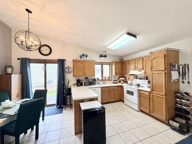 732 S Main Street, Deforest, WI 53532