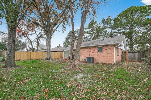 16235 La Terra Drive, Houston, TX 77083