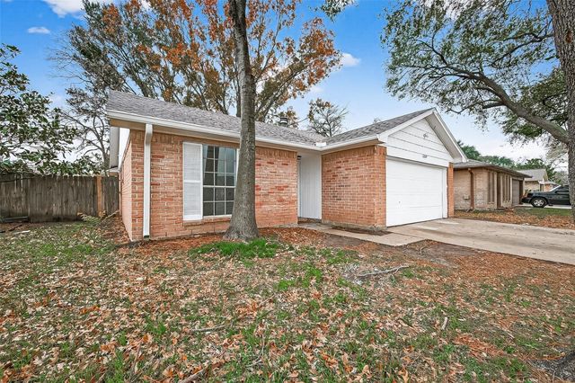 16235 La Terra Drive, Houston, TX 77083