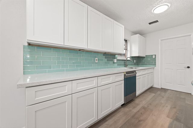 16235 La Terra Drive, Houston, TX 77083