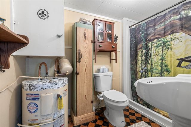 607 N Robinson Street, Harrison, AR 72601