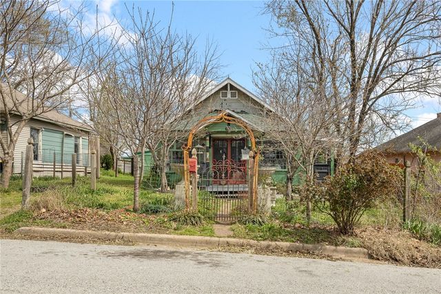 607 N Robinson Street, Harrison, AR 72601