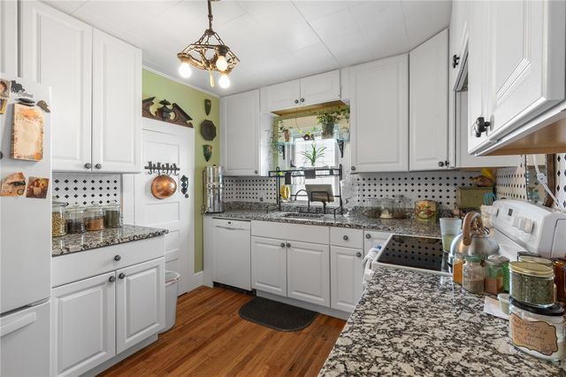 607 N Robinson Street, Harrison, AR 72601