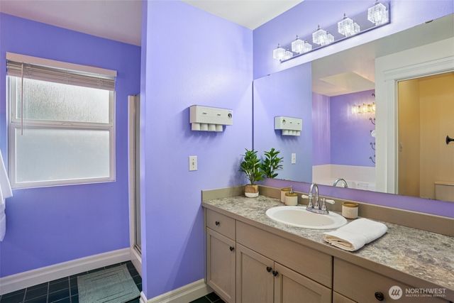 27114 109th Court SE, Kent, WA 98030