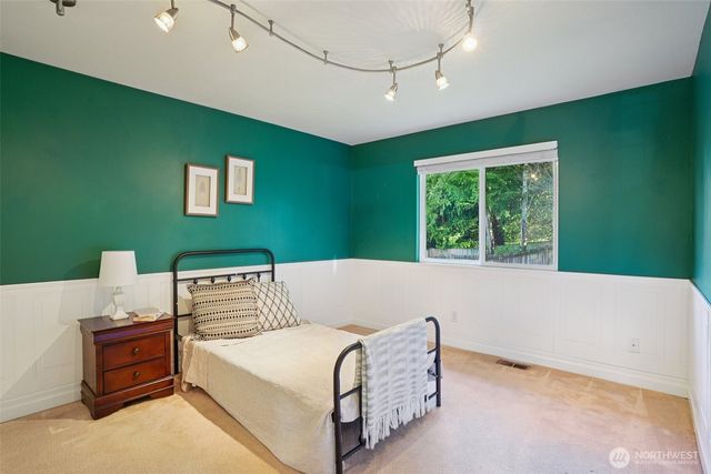 27114 109th Court SE, Kent, WA 98030